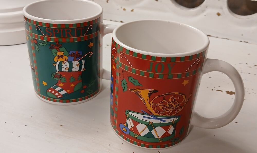 Magical Christmas By Riveria Van Beers For Livingquarters Stoneware Set Of Two